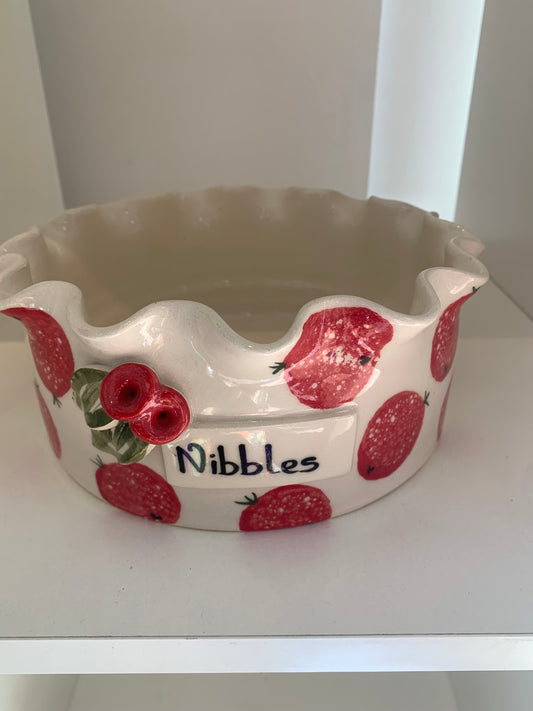 nibbles bowl red