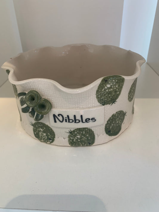 green nibbles bowl