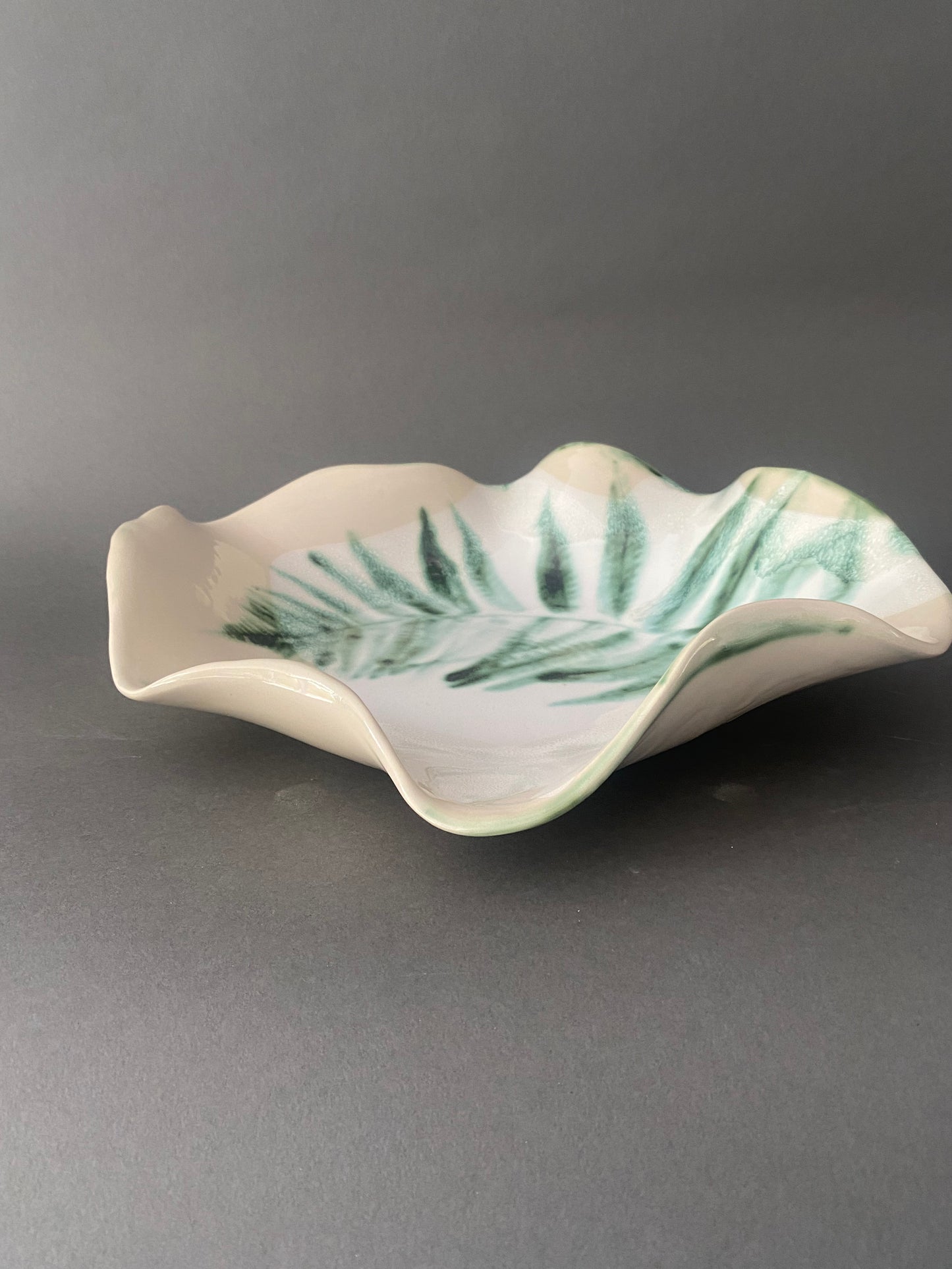 Large ceramic flowing fern bowl