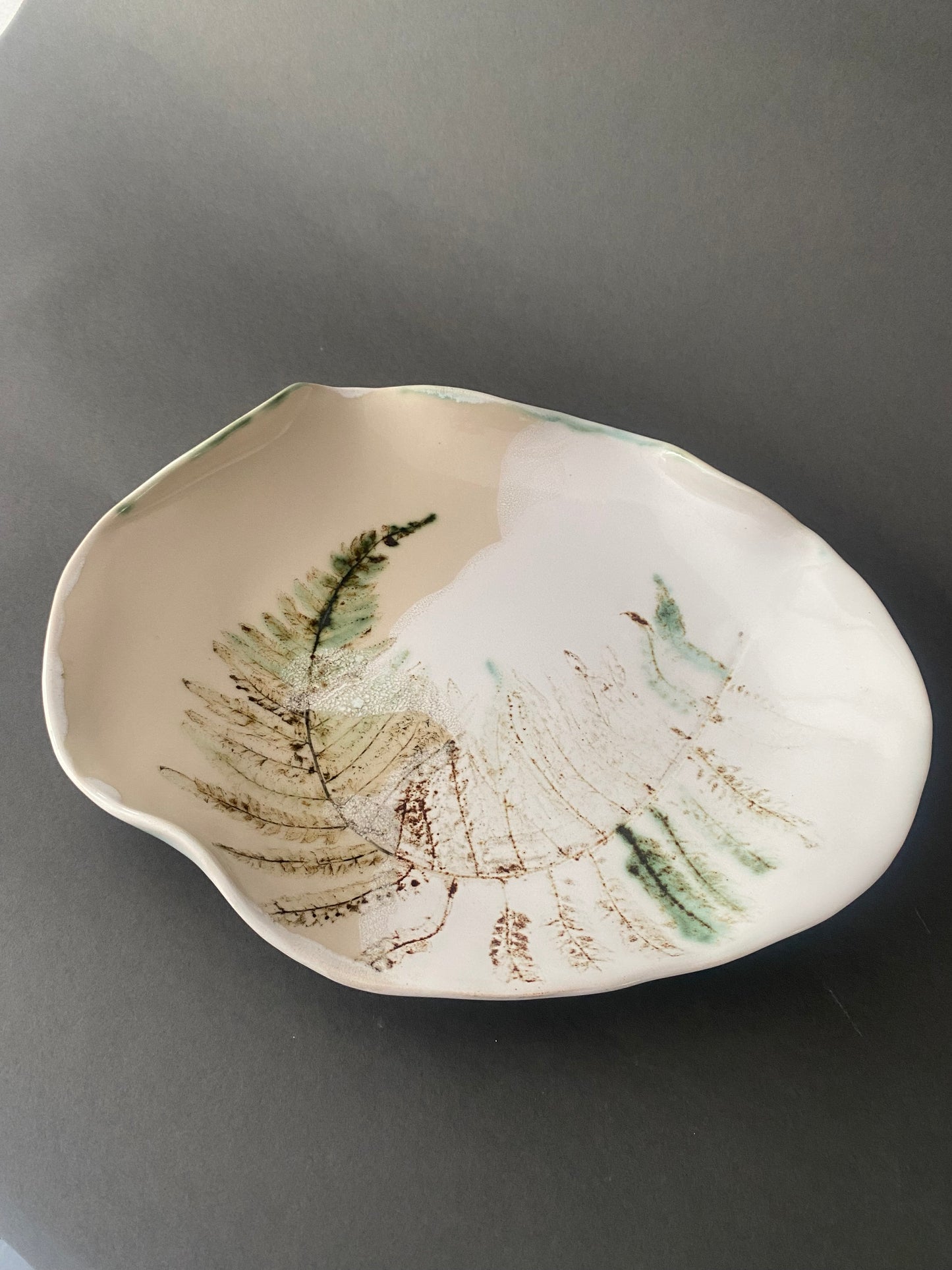 Decorative fern platter T3