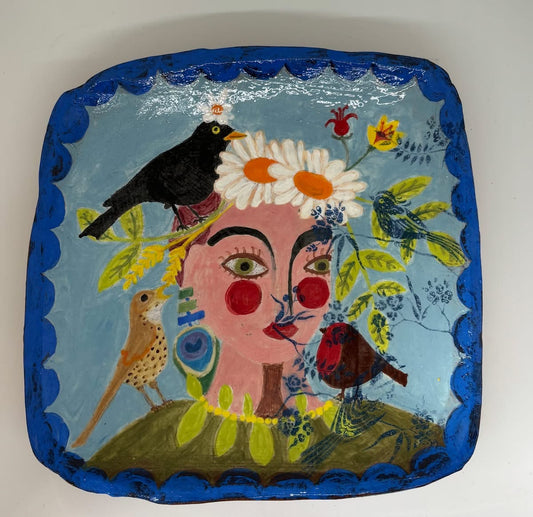 Celtic women: Bird feeder