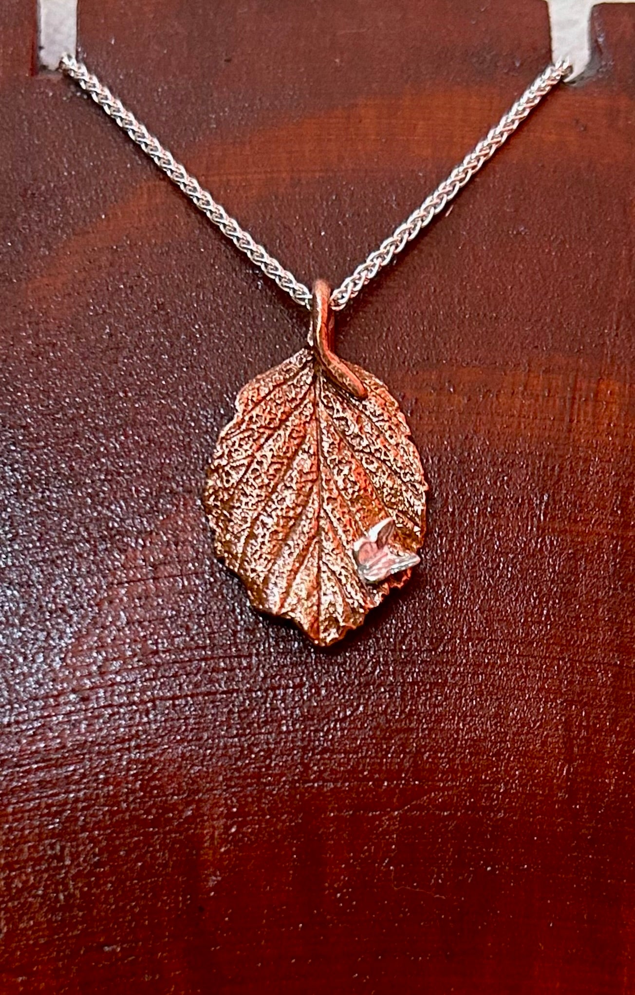 Rose leaf pendant