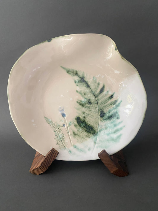 fern & thistle display plate