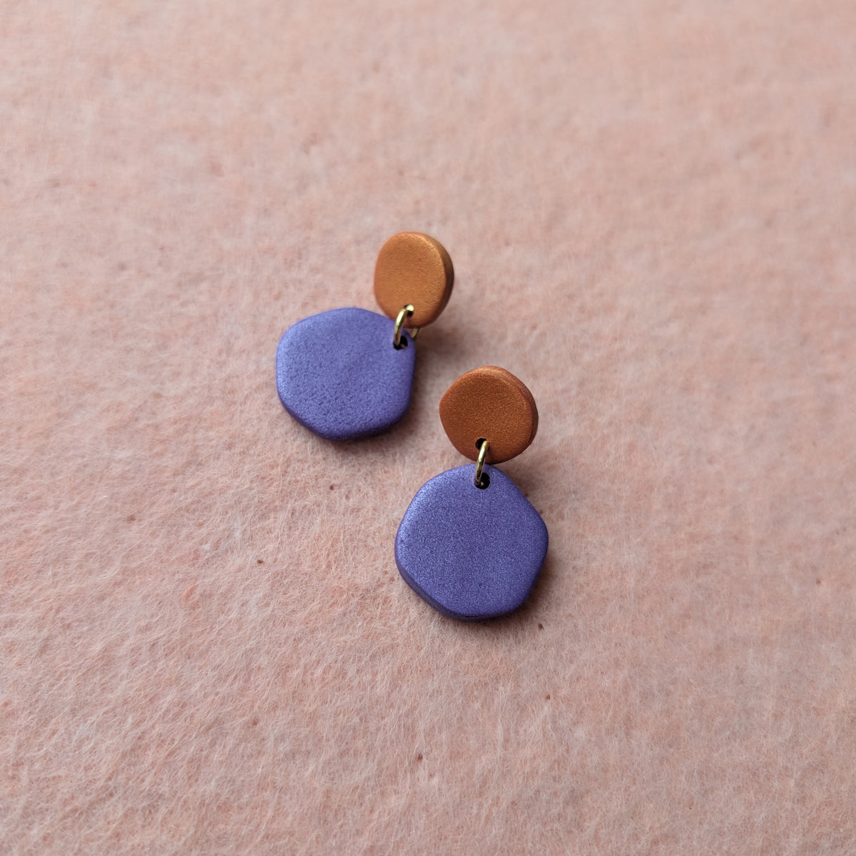 ONA mini dangles