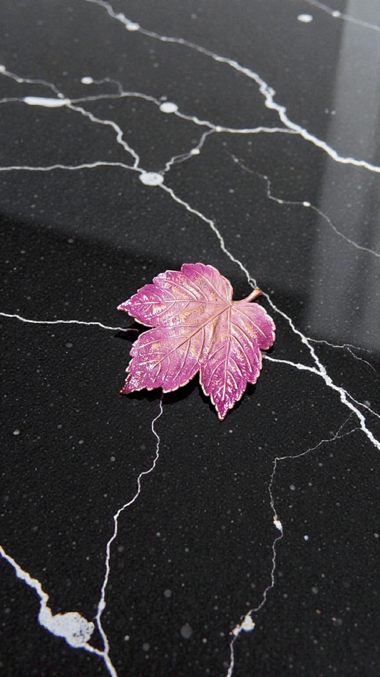 23 Copper Brooch “Gentle Glow”