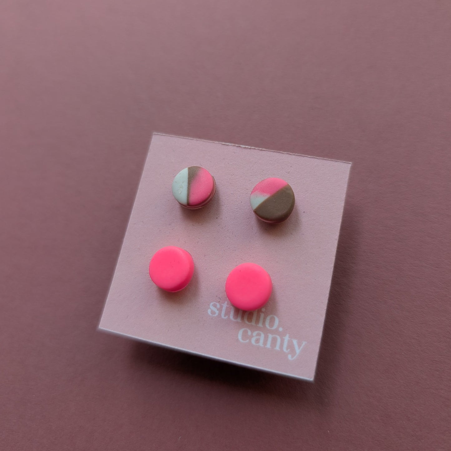 TINY DOTS earring stud set