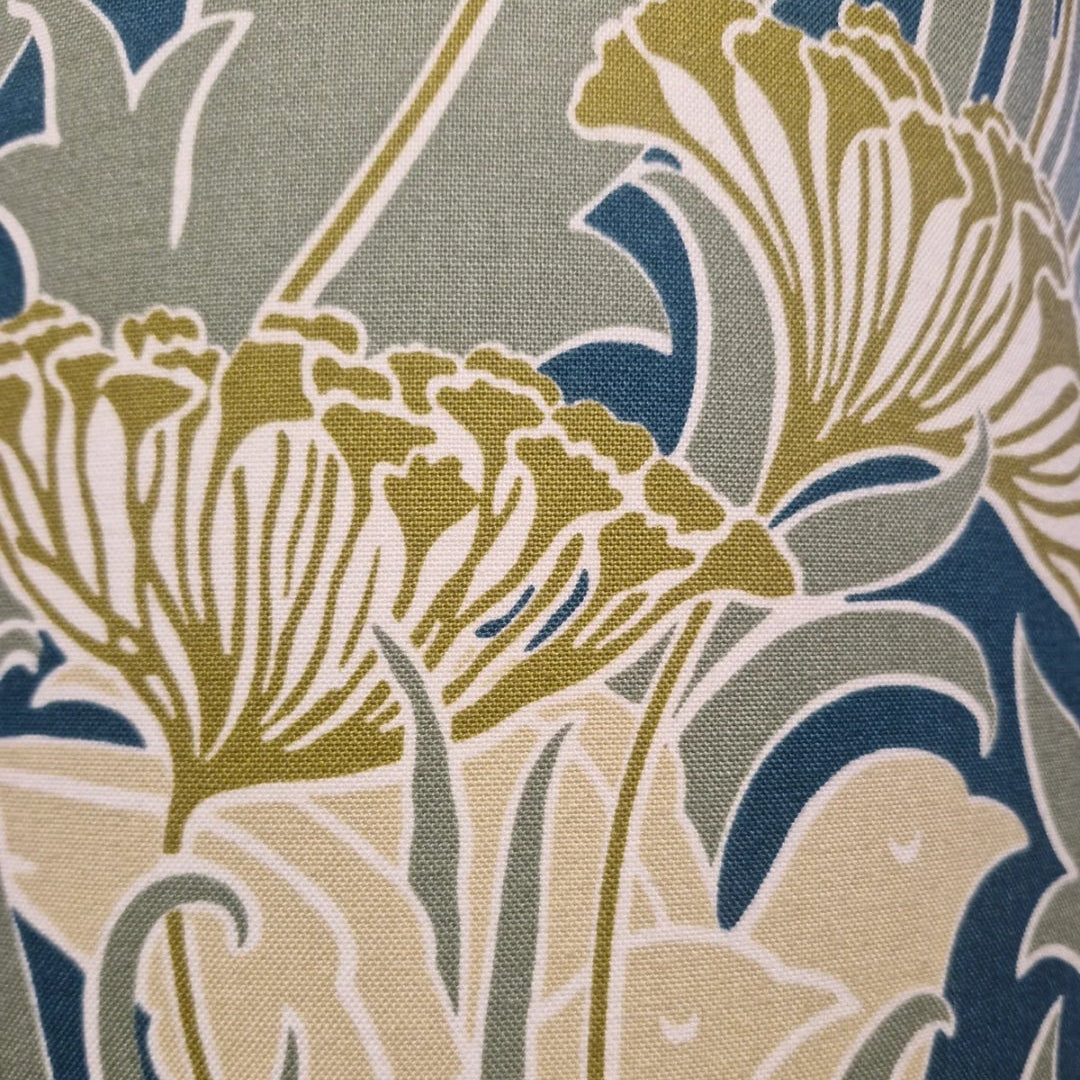 A close up of the William Morris Laceflower Pistachio & Linen fabric in 100% cotton.