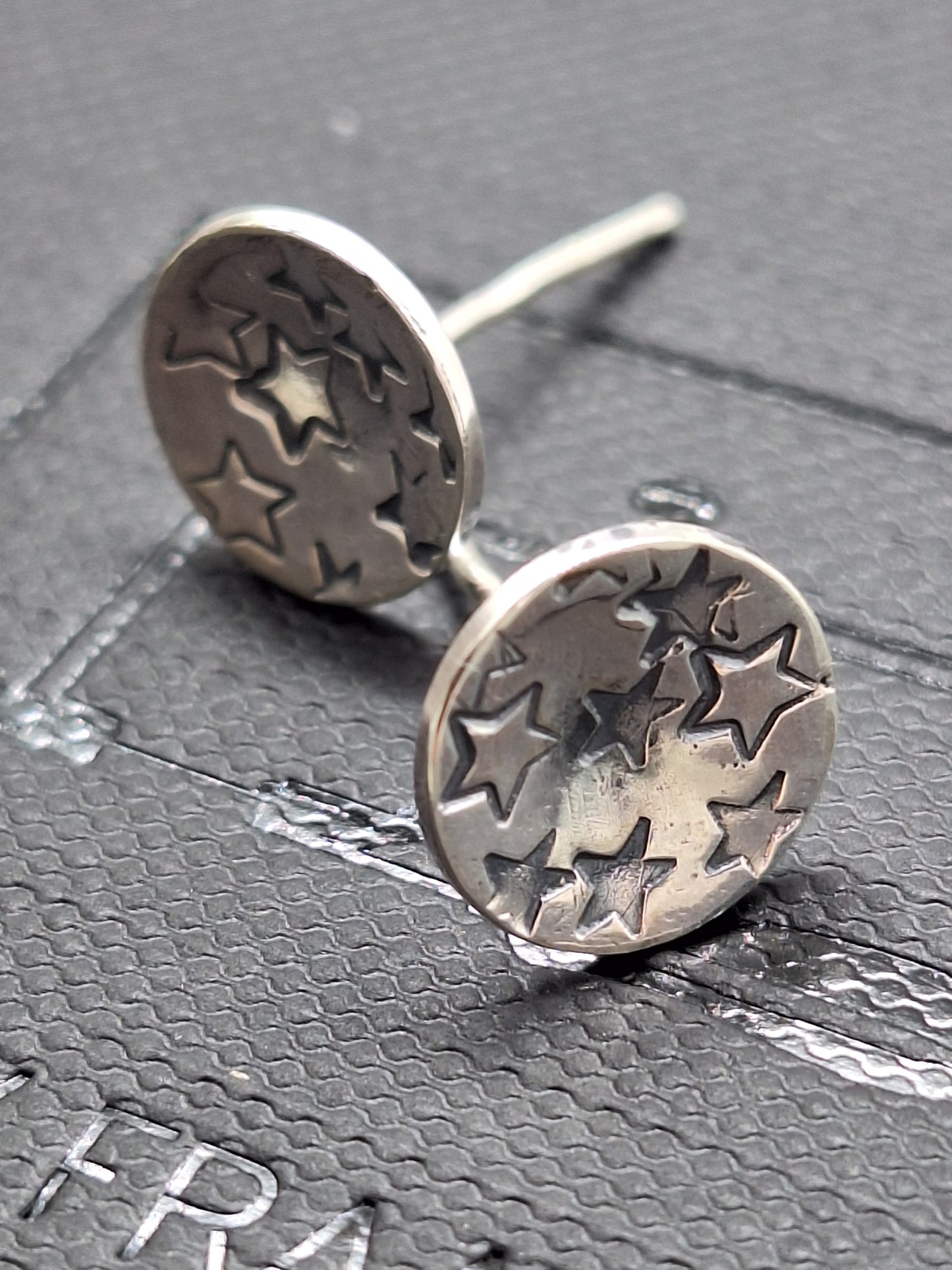 Sterling silver round star studs