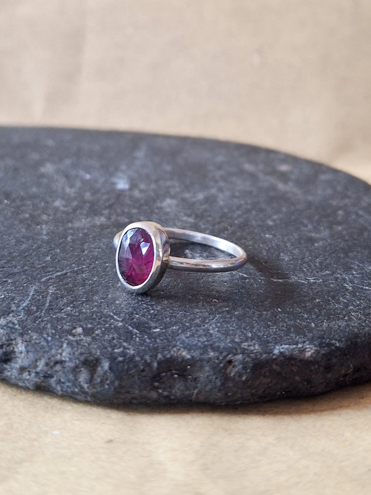 Garnet stacking ring