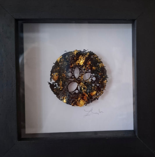 Square - Circular Black and Gold