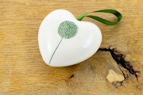 Ceramic hand made heart Allium Design