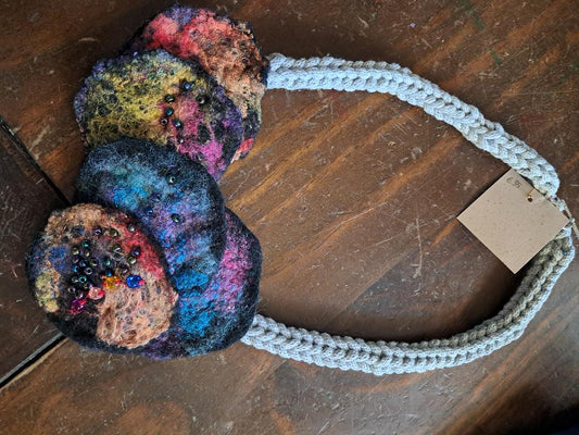 Felt necklace